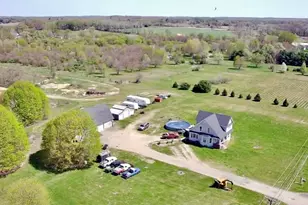 3011 E Empire Ave, Benton Harbor, MI 49022 - Photo 18