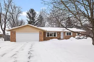 2896 Kim St, Saint Joseph, MI 49085 - Photo 2