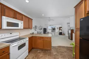 10962 Cranberry Ct, Zeeland, MI 49464 - Photo 8