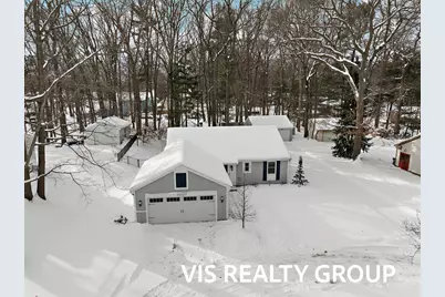 15027 152nd Avenue, Grand Haven, MI 49417 - Photo 2