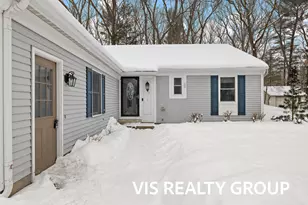 15027 152nd Ave, Grand Haven, MI 49417 - Photo 4