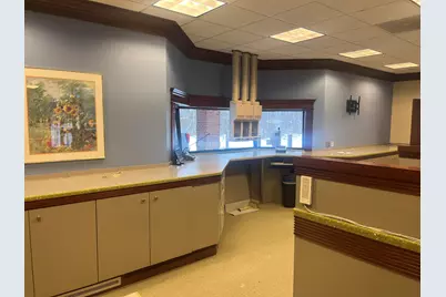 815 E Main Avenue, Zeeland, MI 49464 - Photo 16