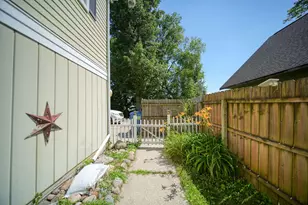 317 Clark St, Clayton, MI 49236 - Photo 4