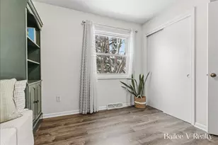 447 Stonehenge St SE, Grand Rapids, MI 49548 - Photo 22