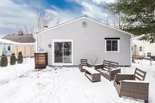 15100 Sunbury St, Livonia, MI 48154 - Photo 28