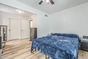 15100 Sunbury St, Livonia, MI 48154 - Photo 6