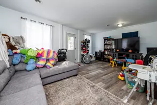 307 E Telegraph St, Dowagiac, MI 49047 - Photo 4