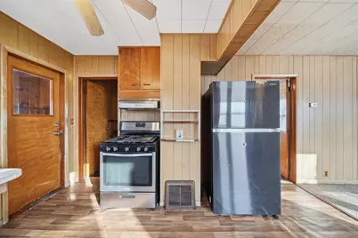 610 Fairyland Avenue, Jackson, MI 49202 - Photo 14