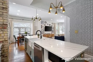 1256 Hope St SE, Grand Rapids, MI 49506 - Photo 10