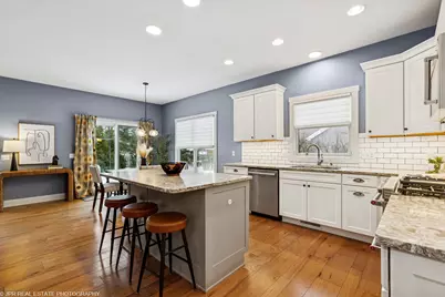 4047 Fox Woods Road, Saint Joseph, MI 49085 - Photo 4