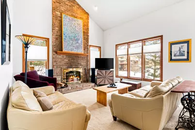 1261 Laurel View Drive, Ann Arbor, MI 48105 - Photo 6