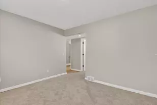 145 Rollingwood Dr, Rockford, MI 49341 - Photo 34