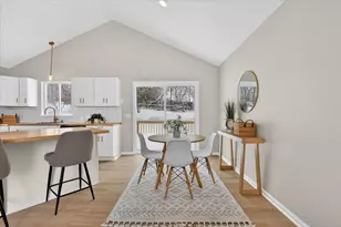 145 Rollingwood Dr, Rockford, MI 49341 - Photo 12