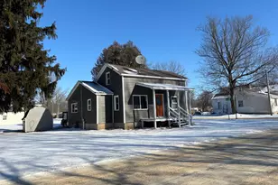 604 W Front St, Burr Oak, MI 49030 - Photo 2