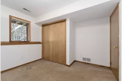 2314 S Highland View Circle SE, Grand Rapids, MI 49506 - Photo 24