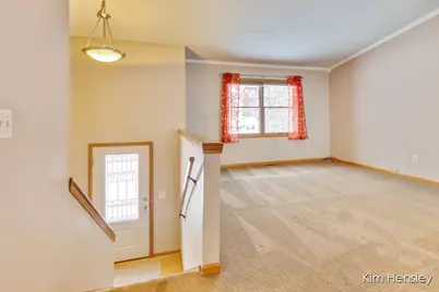 4172 Huntington Avenue NE, Grand Rapids, MI 49525 - Photo 6