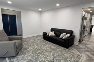 5681 Houghten Dr, Troy, MI 48098 - Photo 10