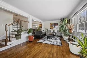 32523 Cambridge Dr, Warren, MI 48093 - Photo 4