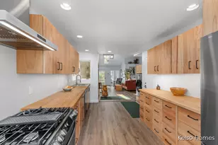 2016 Tall Meadow St NE, Grand Rapids, MI 49505 - Photo 10