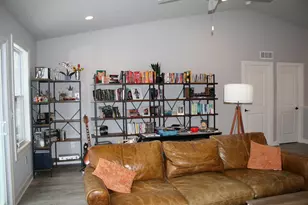 557 N Cygnet Lake Dr, Benton Harbor, MI 49022 - Photo 16