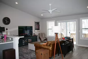 557 N Cygnet Lake Dr, Benton Harbor, MI 49022 - Photo 14