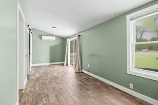 106 E Green St, Scottville, MI 49454 - Photo 14