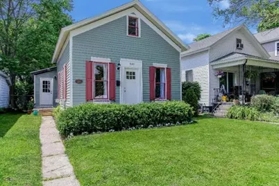 309 N Robert Street, Ludington, MI 49431 - Photo 2