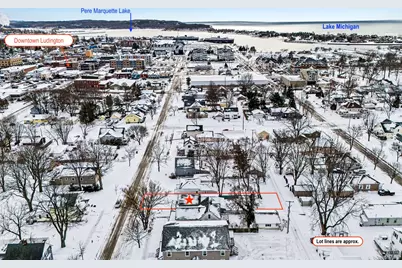 309 N Robert Street, Ludington, MI 49431 - Photo 6