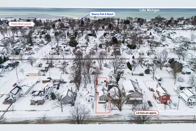 309 N Robert Street, Ludington, MI 49431 - Photo 4