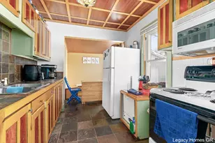 1002 St Joseph St, South Haven, MI 49090 - Photo 8