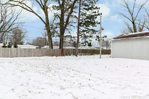 1002 St Joseph St, South Haven, MI 49090 - Photo 24