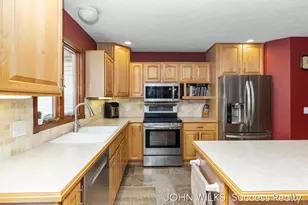 3140 N Bluff Ct, Hudsonville, MI 49426 - Photo 20