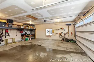 3140 N Bluff Ct, Hudsonville, MI 49426 - Photo 32