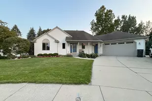 3140 N Bluff Ct, Hudsonville, MI 49426 - Photo 10