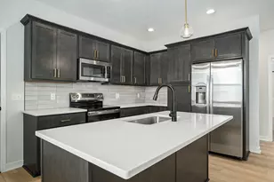 2519 Logan Ave, Kalamazoo, MI 49008 - Photo 4