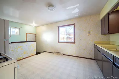 5555 Claudia Avenue SE, Grand Rapids, MI 49548 - Photo 14