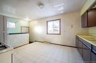 5555 Claudia Ave SE, Grand Rapids, MI 49548 - Photo 14