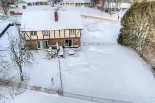 6079 Torrington Rd, Kalamazoo, MI 49009 - Photo 8