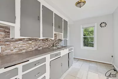 4082 Hereford Street, Detroit, MI 48224 - Photo 10