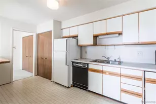 1997 Klingensmith Rd, Bloomfield Hills, MI 48302 - Photo 8