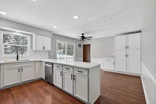 946-948 Hogsback Rd, Mason, MI 48854 - Photo 6