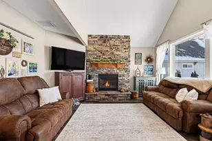 201 Wildwood Beach Rd, Quincy, MI 49082 - Photo 8