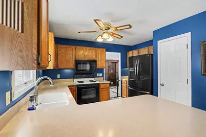 9214 Arrowhead Drive W, Scotts, MI 49088 - Photo 10