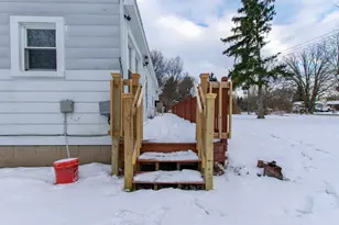 3083 Ready Rd, South Rockwood, MI 48179 - Photo 4