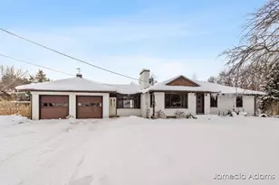 2132 4 Mile Rd NE, Grand Rapids, MI 49525 - Photo 2