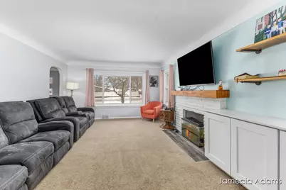 2132 4 Mile Road NE, Grand Rapids, MI 49525 - Photo 4