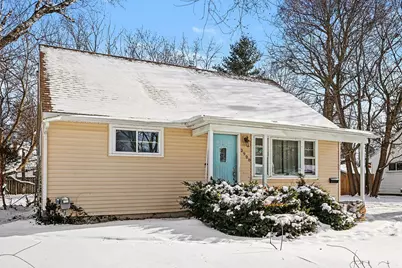 2928 Lafayette Circle, Lansing, MI 48906 - Photo 2