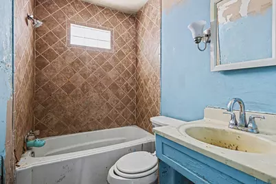 2928 Lafayette Circle, Lansing, MI 48906 - Photo 10