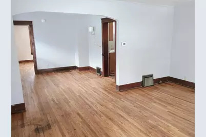 212 N Magnolia Avenue, Lansing, MI 48912 - Photo 2