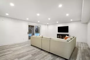 7303 Brookside Vlg Ct, Bloomfield Hills, MI 48301 - Photo 60